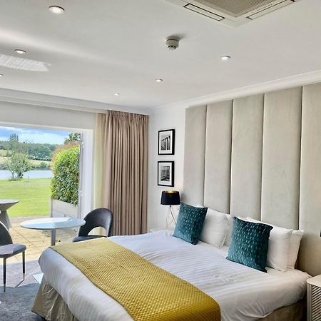 Lakeside Park Hotel & Spa Fishbourne  Exterior photo