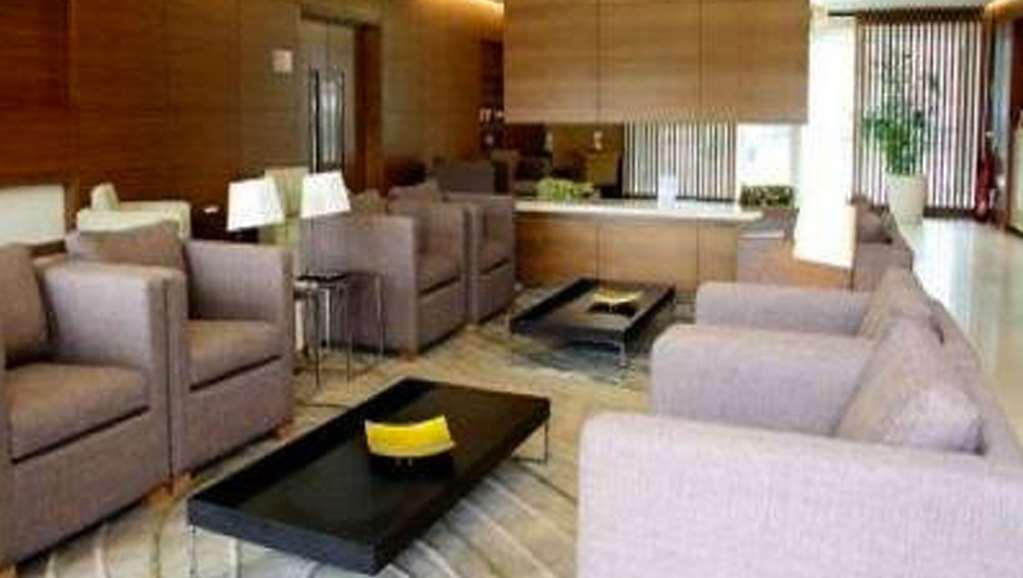 Lakeside Park Hotel & Spa Fishbourne  Interior photo